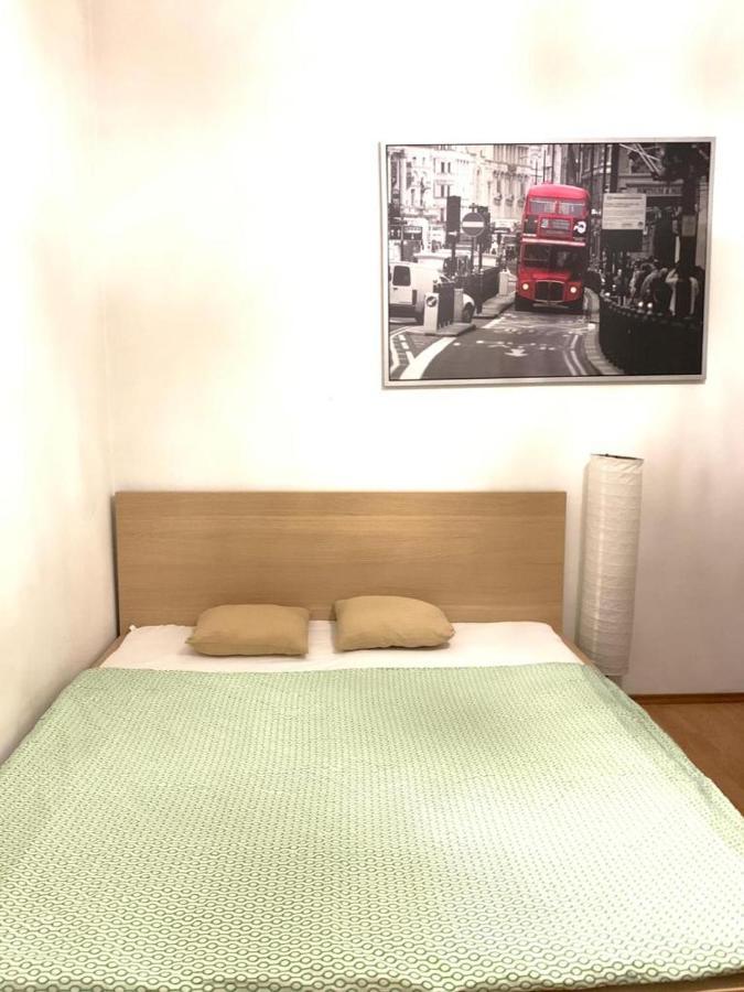 Astoria Metro Apartment Budapeste Exterior foto